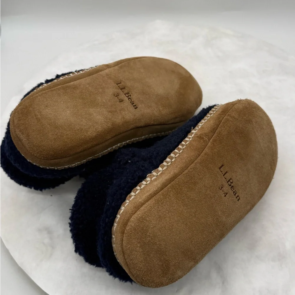 L.L. Bean Kids Navy Sherpa Slip-On Slippers.Size 3-4
